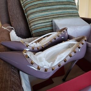 Valentino Garavani Rockstud Pumps